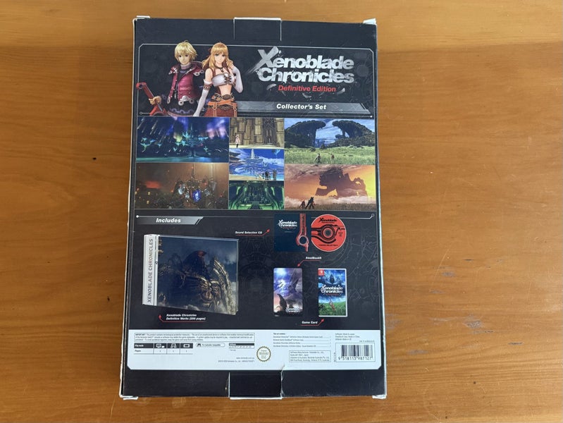 Xenoblade Chronicles Definitive Edition Collector’s Set (Nintendo Switch) Carousel 3