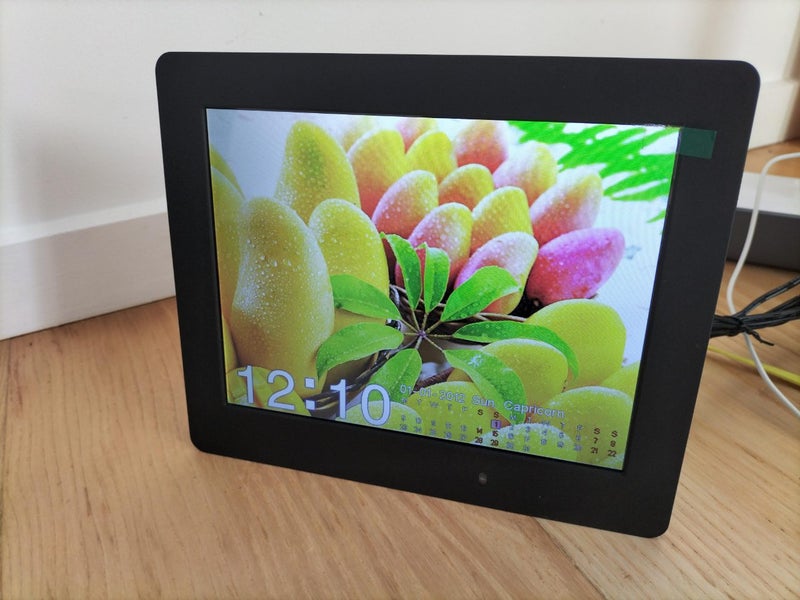 Digital 8" inch Photo frame Ultra Slim Series JCMatthew Carousel 1