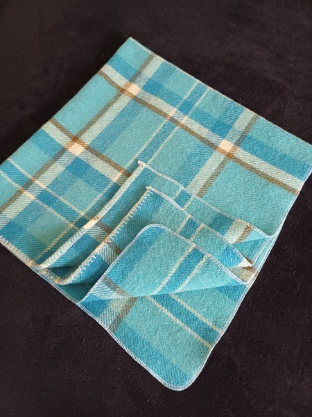 Bedside bassinet Co / cozi Sleeper 100% WOOL blanket - Blue A961 Carousel 1