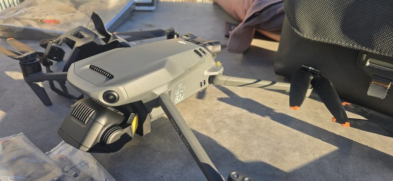 DJI Mavic 3 Pro (two) Carousel 2