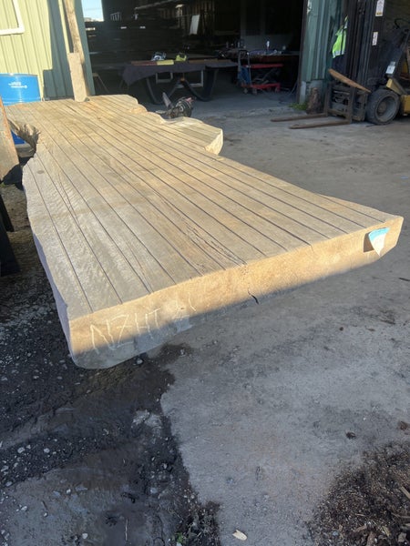 High-Quality Rata Timber – 3.6m x 1.2m – Showpiece Slab64215730419075113