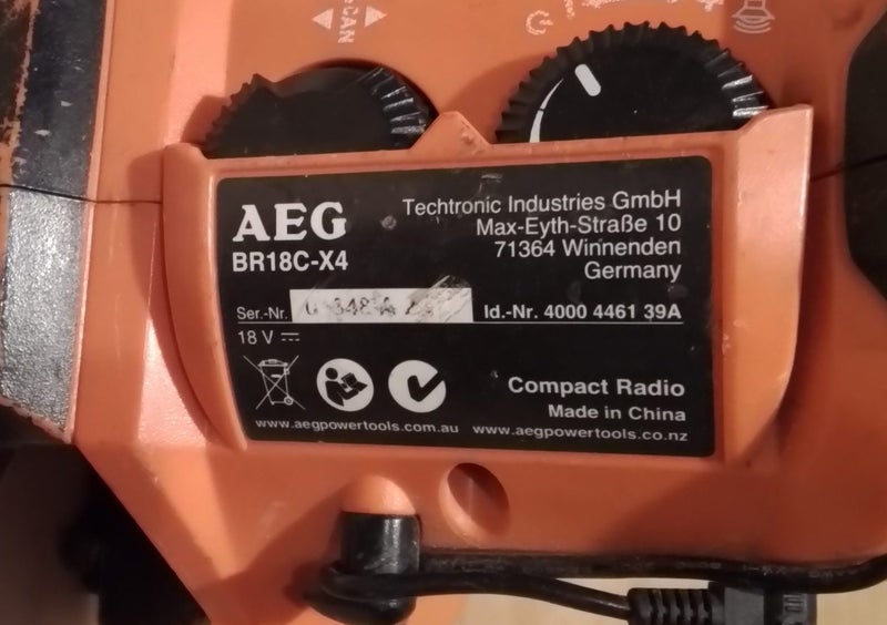 18V Compact Radio Carousel 3