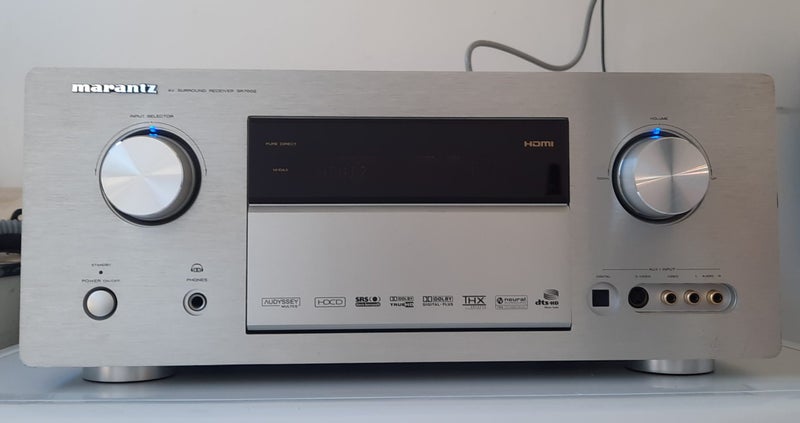 Marantz 7002 AV Reciever Carousel 1
