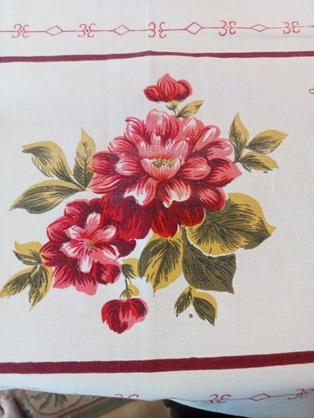 Lovely rectangle cotton floral tablecloth Carousel 4