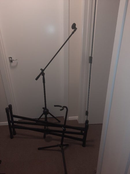 Music equipment Carousel 1