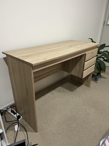 Wooden Study Desk Carousel 2