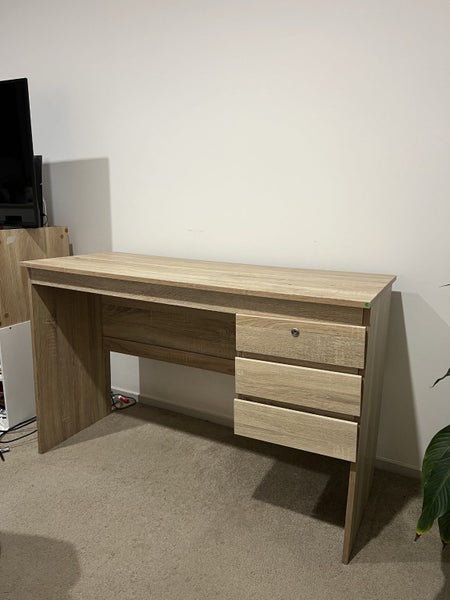 Wooden Study Desk Carousel 1