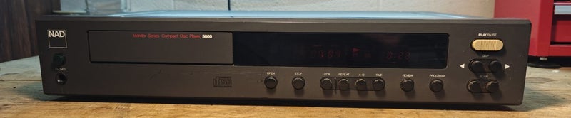 NAD 5000 Monitor CD Player *$1 RESERVE* Carousel 1