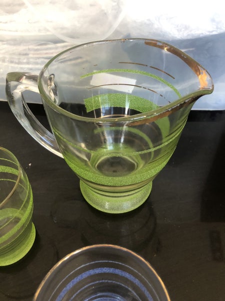 Retro glass & jug set Carousel 2