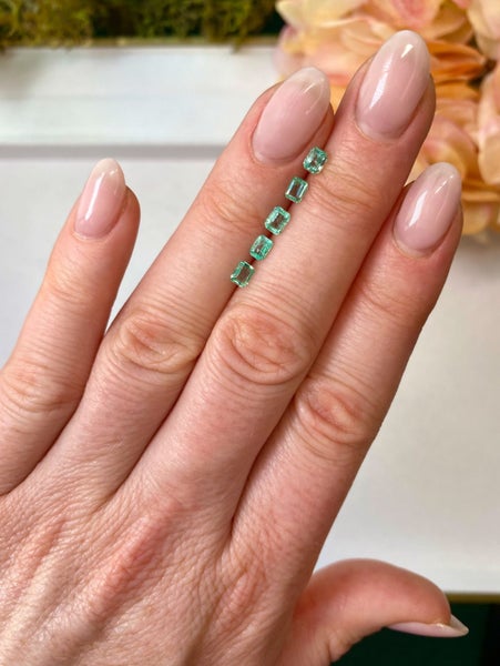 $1 RES ~ $2686 Value * 1.22ct Colombian Emerald Layout Carousel 2