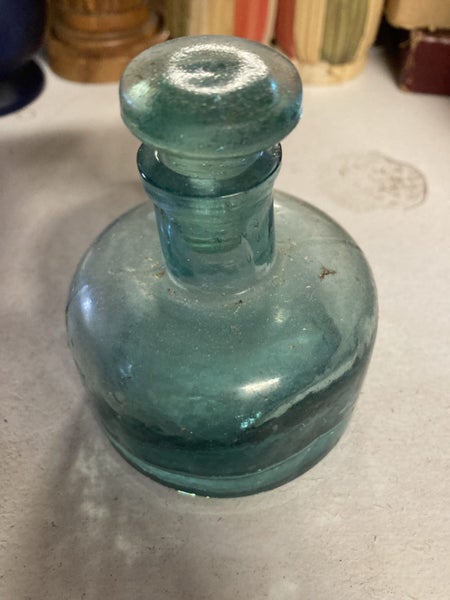 Vintage ink well and stopper Carousel 1
