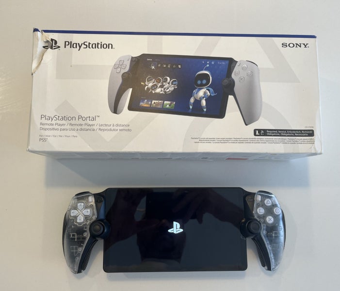 PS Portal - Clear white Carousel 1