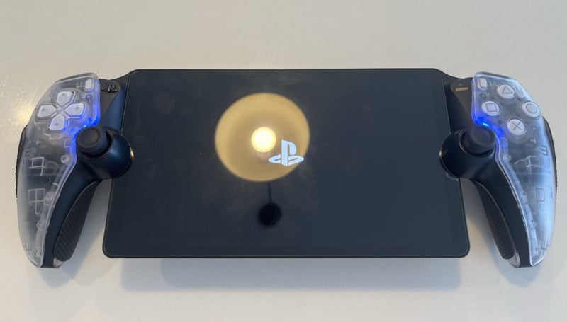 PS Portal - Clear white Carousel 2