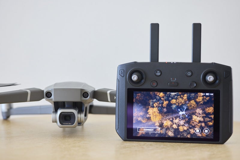 DJI Mavic 2 Pro with Smart Controller - In great condition Carousel 1