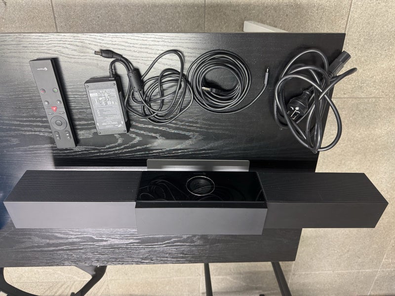 Polycom Studio Carousel 1