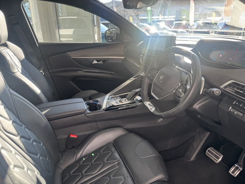 2022 Peugeot 3008 Gt Hybrid PHEV 4WD63612865906049111