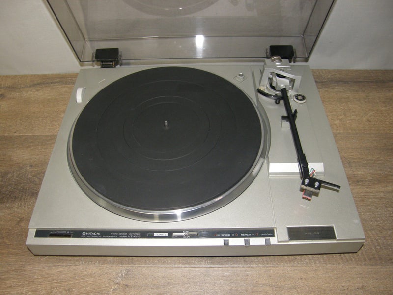 HITACHI Turntable HT65S Carousel 1