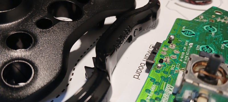 Unique Deconstructed Xbox 360 Controller Art! Carousel 1