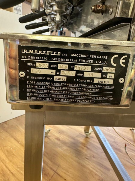 La Marzocco Linea Coffee Machine Carousel 10