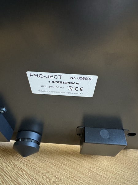 Pro-Ject 1-XPRESSION lll Turntable Carousel 6