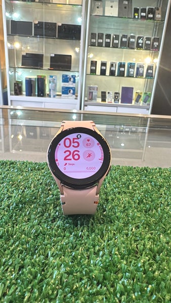 Samsung Galaxy Watch FE GOOD CONDITION Carousel 2