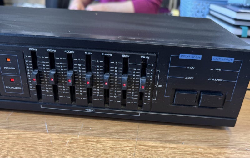 Kenwood Graphic Equalizer GE-44 Carousel 3