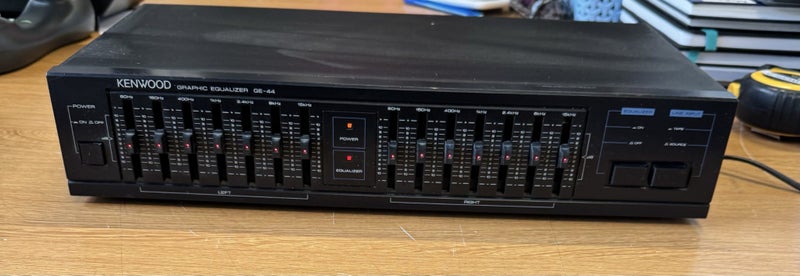 Kenwood Graphic Equalizer GE-44 Carousel 1
