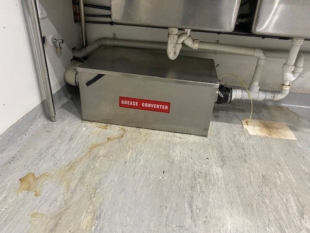 Stainless Steel bench and grease trap and wash down tap Carousel 2