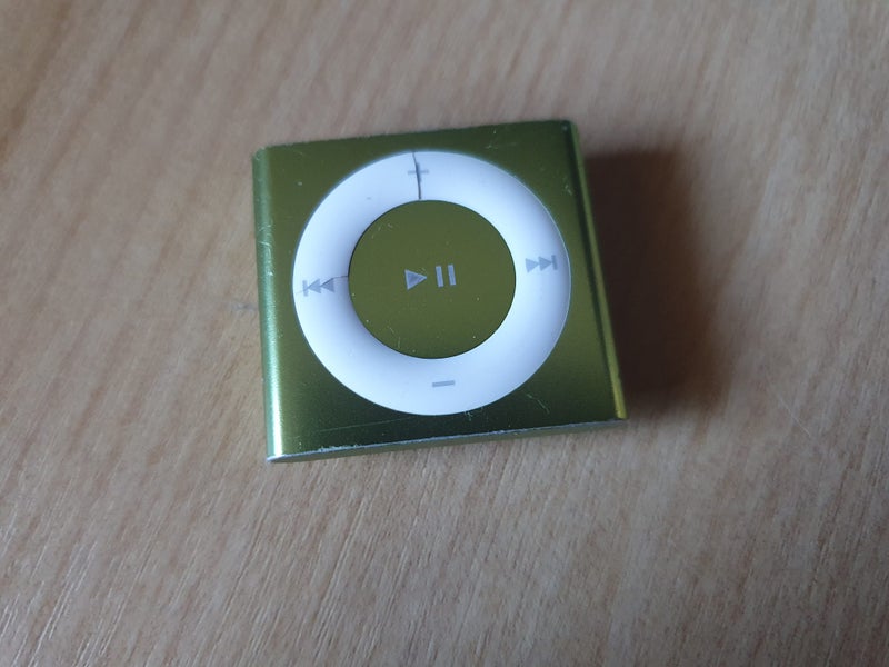 iPod Shuffle 4th Gen 2gb Carousel 2