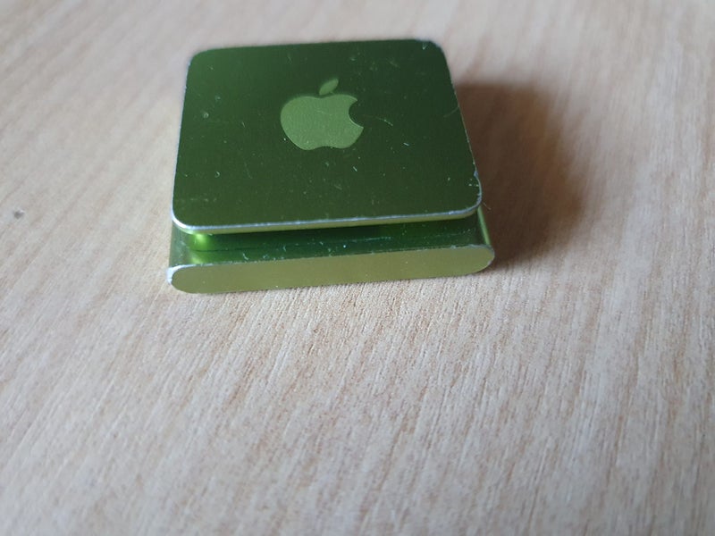 iPod Shuffle 4th Gen 2gb Carousel 5