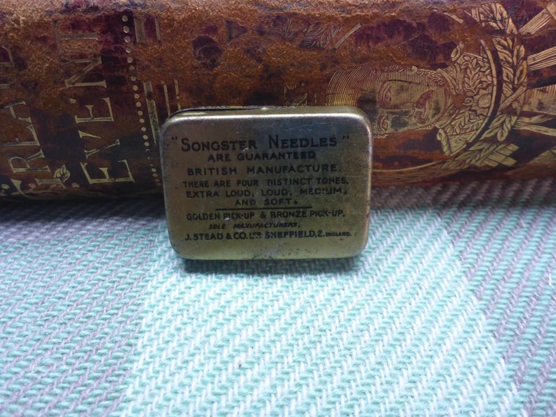 Awesome Old Vintage Gramophone Needles Tin Songster Loud Tone Needles Carousel 2