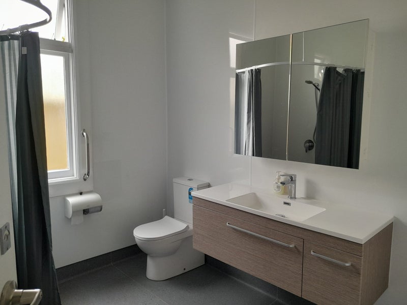 West End, 6+ bedrooms64183808720769114
