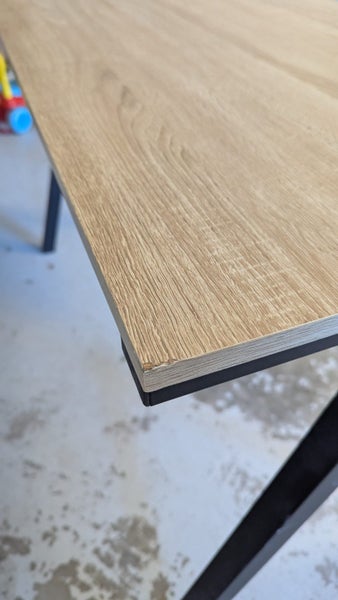 Desk 1200mm Carousel 5