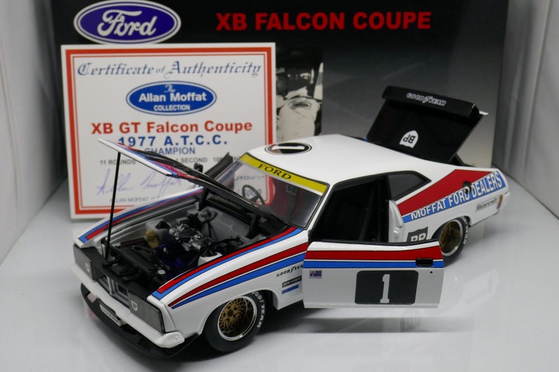 Autoart 1/18 Ford XB GT Falcon Coupe #1 Allan Moffat ATCC Champion 1977 Carousel 2