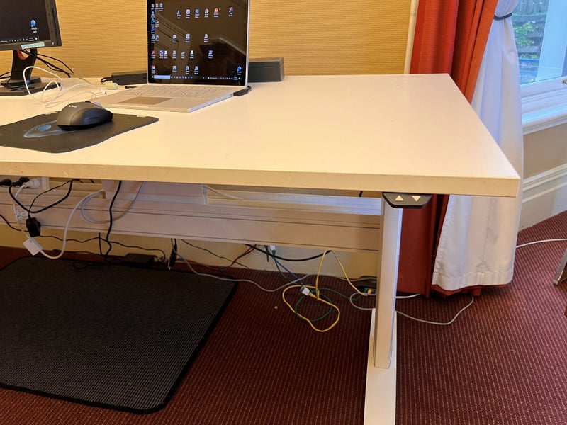 Electric Up-Down Office Computer Desk Carousel 1