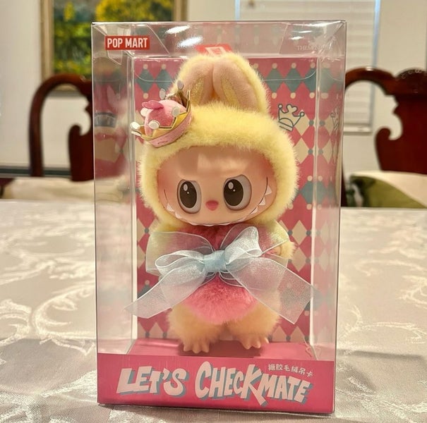 POPMART THE MONSTERS LABUBU Let's Checkmate Vinyl Plush Pendant 100% Authentic Carousel 13