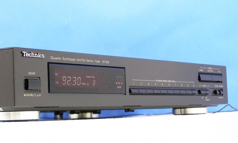 Vintage Technics ST-610 Quartz Synthesizer AM / FM Tuner - Refurbished, Warranty Carousel 1