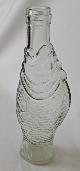 +++ VINTAGE CLEAR GLASS FISH BOTTLE +++ Carousel 1