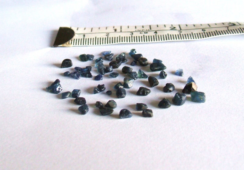 JEWELLERS ESTATE MUSEUM EXAMPLES OF GENUINE SAPPHIRES MINED IN AUSTRALIA. Carousel 2