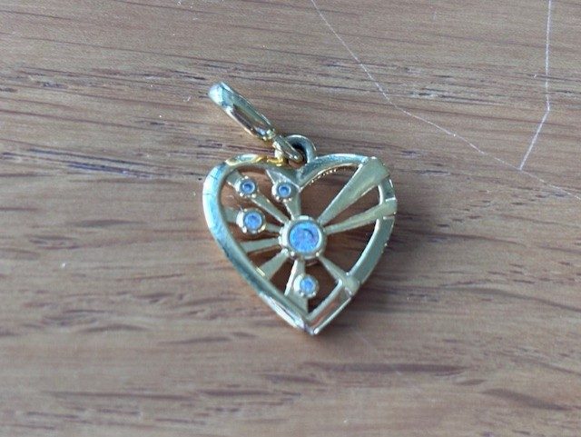 PANDORA ME HEART & RAYS PENDANT Carousel 1