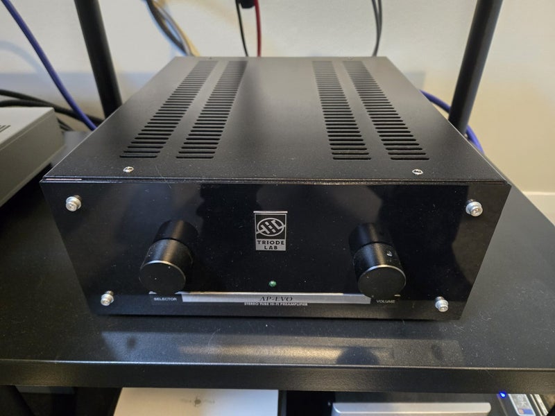 Triode Labs AuPre Evo Tube Preamplifier Carousel 1