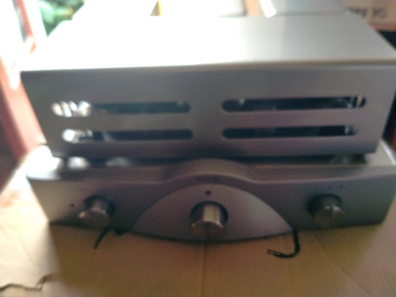 Melody SP9r integrated amplifier Carousel 2