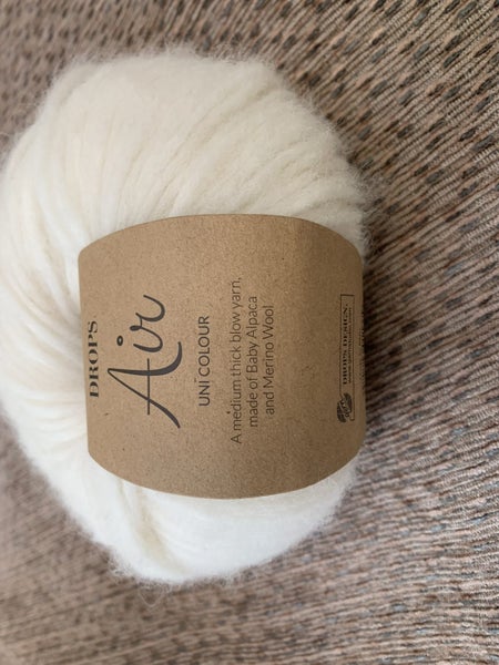 Drops Air Alpaca chunky yarn Carousel 2