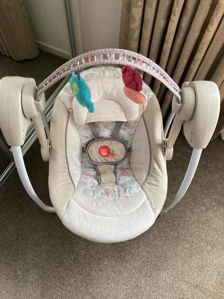 Ingenuity baby swing Carousel 2