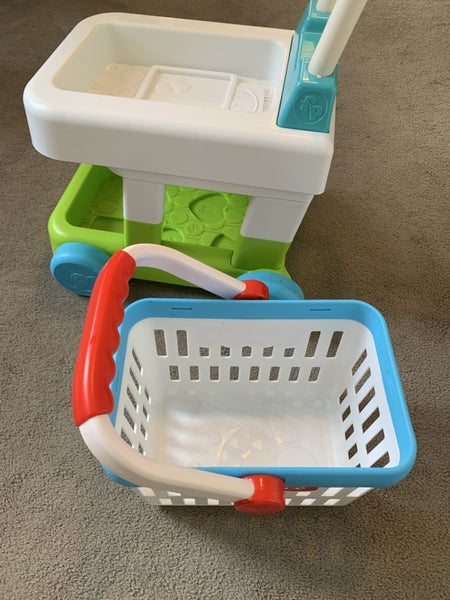 Fisher-Price shopping trolley and basket Carousel 2