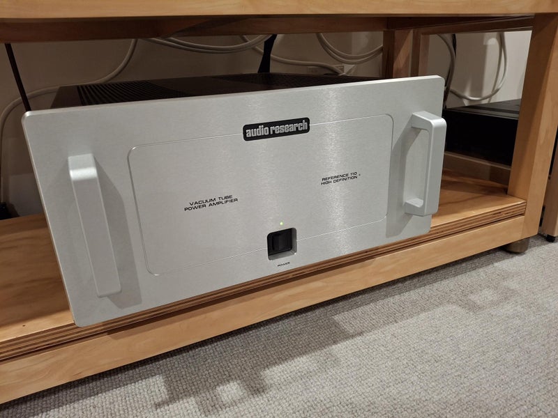 AUDIO RESEARCH REFERENCE 110 POWER AMP Carousel 2