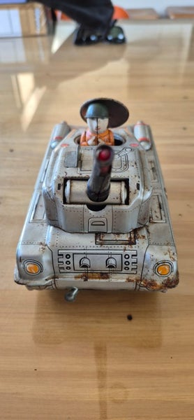 T-5 U.S. Army Tank Carousel 2