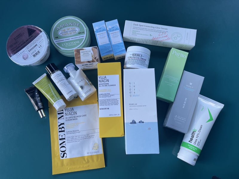 NEW Skincare Bulk (17 Items) Carousel 7