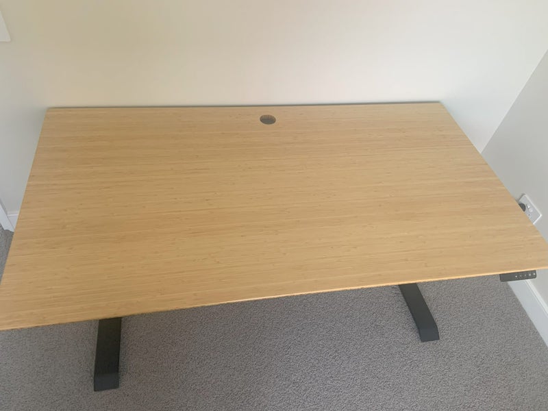 Premium Standing Desk Carousel 3