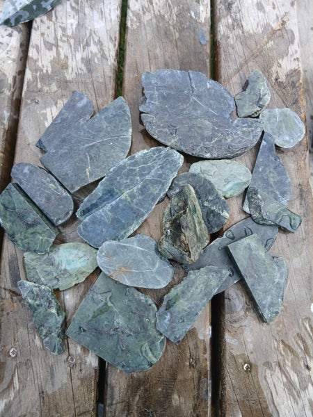 Nelson Region Stone Slices Carousel 2
